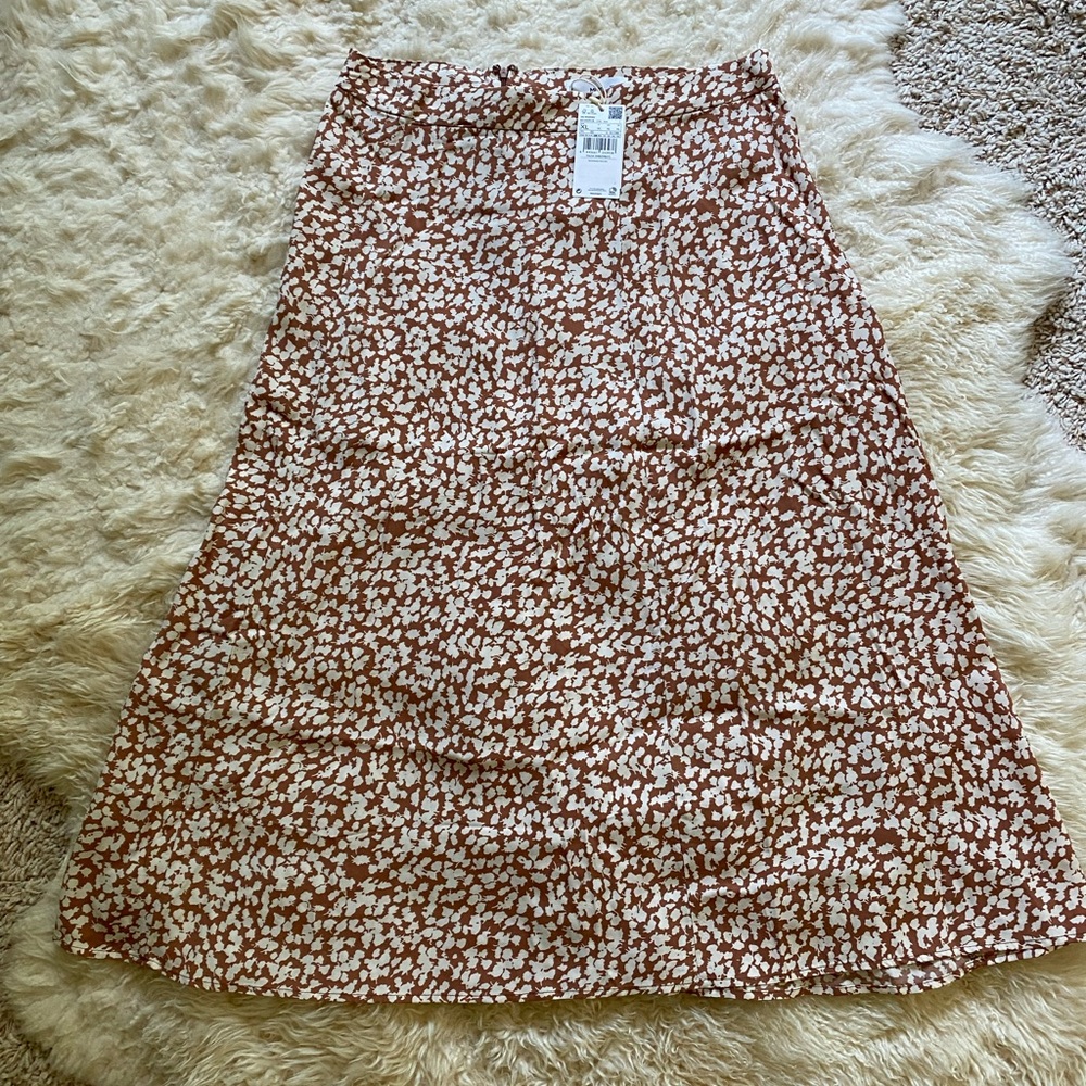 MANGO NWT Brown and White Midi A-Line Skirt